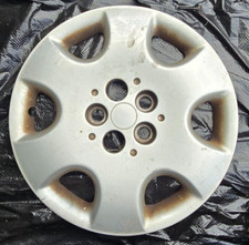 2003-2010 Chrysler Pt Cruiser 15 Oem Hubcap Pn05272360aa 2003-2010 Chrysler Pt Cruiser 15 Oem Hubcap Pn05272360aa