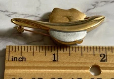 Vintage Woman Large Hat Pin Brooch Gold & Silver Tone YF-85