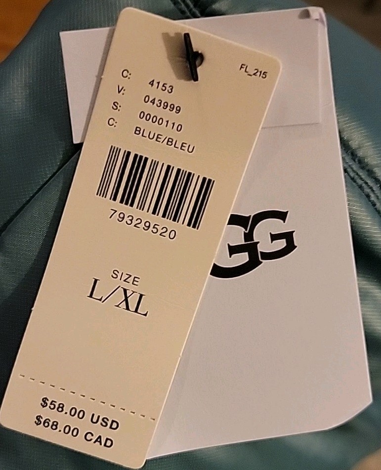 UGG Quilted Puffer Bucket Hat Stitch Logo Gorpcore Water  display picture 2