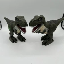 2-Attacking T-Rex Dinosaur Robo Alive 10" Battery-Powered Robotic Toy by Zuru
