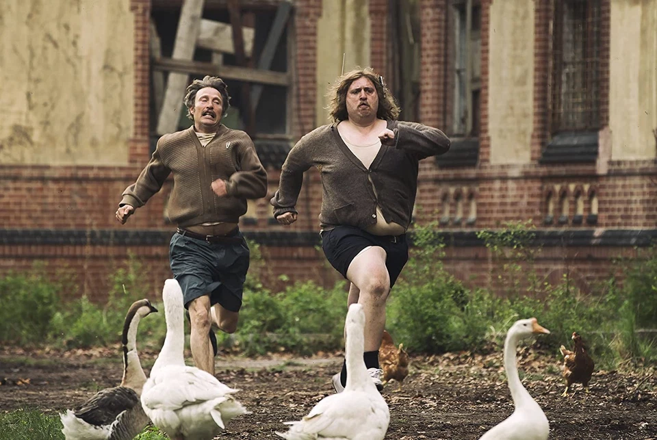 Men & Chicken (Blu-ray) - Image 4 of 4