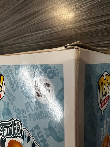 Funko POP! Freddy Funko As Red Ranger (2017 SDCC)(525 PCS)(Damaged Box) #SE - Picture 8 of 13