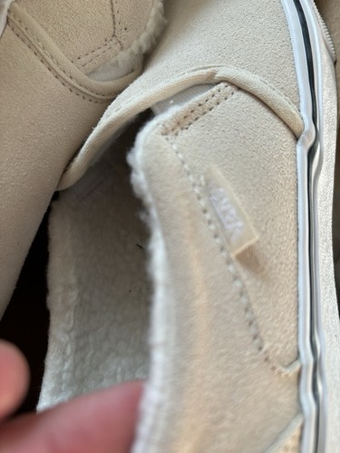 Zapatos sin cordones Vans Asher de gamuza Sherpa para mujer 6 abedul tostado claro - Imagen 8 de 10