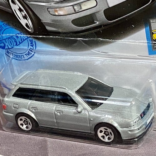 Hot Wheels '94 Audi Avant RS2 #157/250 HW Factory Fresh 10/10 Silver 1:64 2021 - Foto 2 di 15