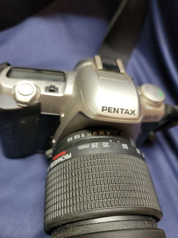 Cámara SLR Pentax ZX-10 35 mm con lente de 28-80 mm, correa solo inspección visual Foto 3 de 4