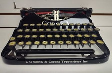 ANTIQUE SMITH CORONA JUNIOR PORTABLE TYPEWRITER C. 1934 thumbnail