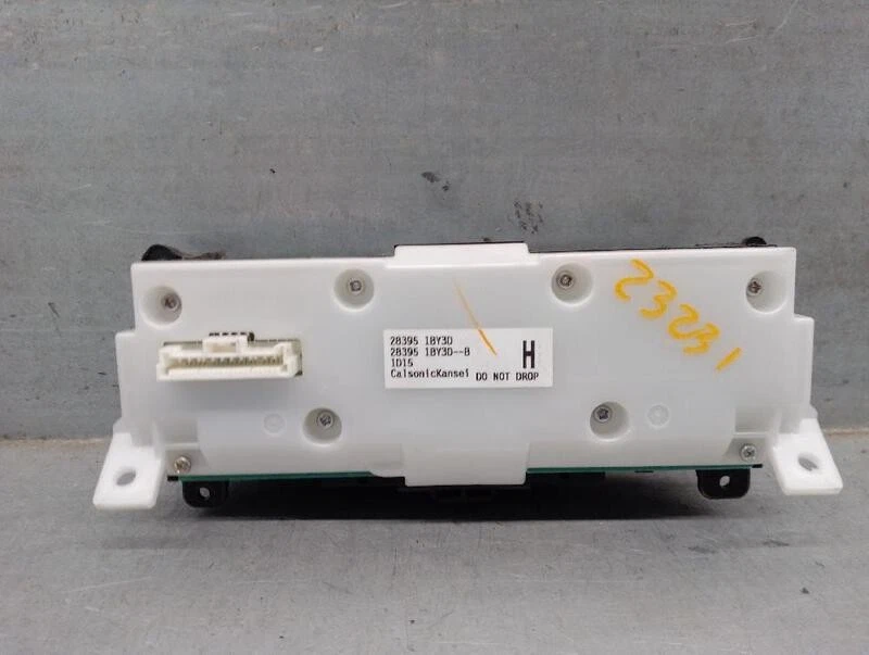 283951BY3D commande autoradio pour INFINITI EX 30D 2007 5583665 - Photo 2/4