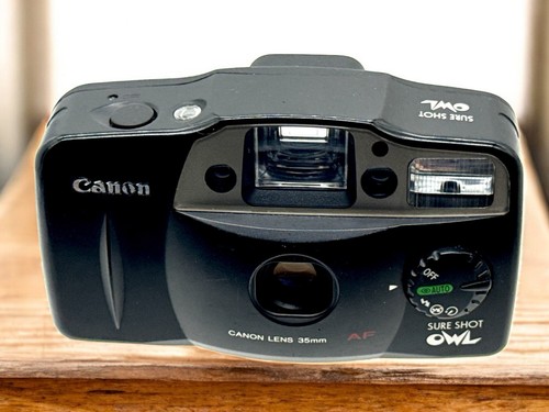 Canon Black Sure Shot OWL AF 35mm Point and Shoot Compact Film Camera Tested - Picture 2 of 7
