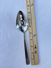 Carlyle Cameo Hong Kong Slotted Serving Spoon 8"  Stainless