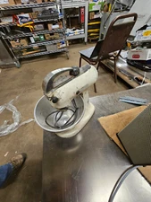 TESTED WORKS Vintage 40's Hobart Kitchen-Aid Mixer Model 3B Runs your wife wants