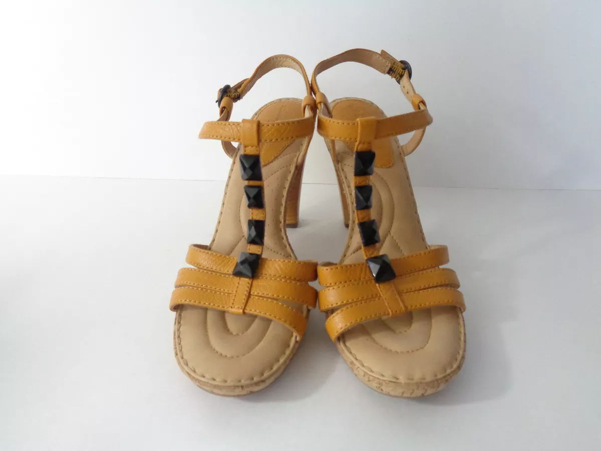 Born t hotsell strap sandal