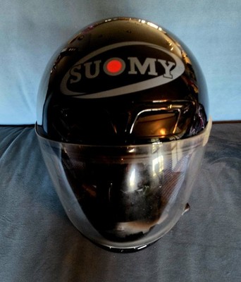Gently Worn Suomy Adult Motorbike Helmet w/removable clear visor