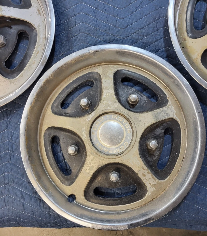 Set of 4 1973-1979? Ford Bronco? Ranger F100? Pickup Truck Hubcaps Wheel Covers - Изображение 4 из 4