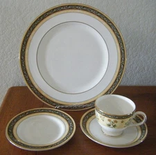 Wedgwood England India Pattern 4 Pieces Dinner Bread Plates Cup Saucer NEW Tags