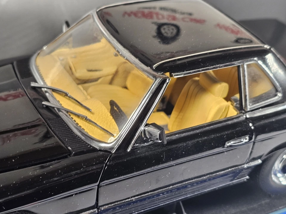 SunStar 1:18 Mercedes-Benz 350 SL - Image 3 of 4