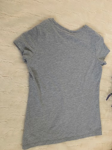 Cat & Jack Girl's Grey Christmas Hat T-shirt sz 6/6x - Picture 2 of 4