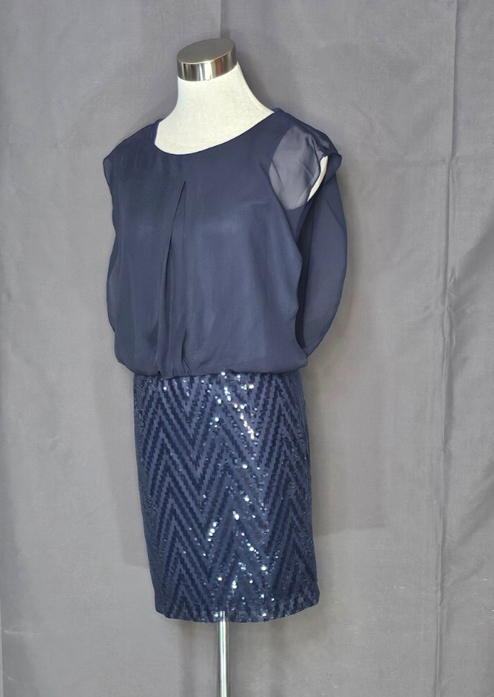 Speechless - Navy Blue Polyester Lined Blossom To… - image 1