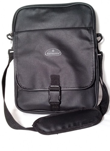 Samsonite Duffle Bag With Strap Multi Pocket Convertable To Compact Size - Picture 8 of 8