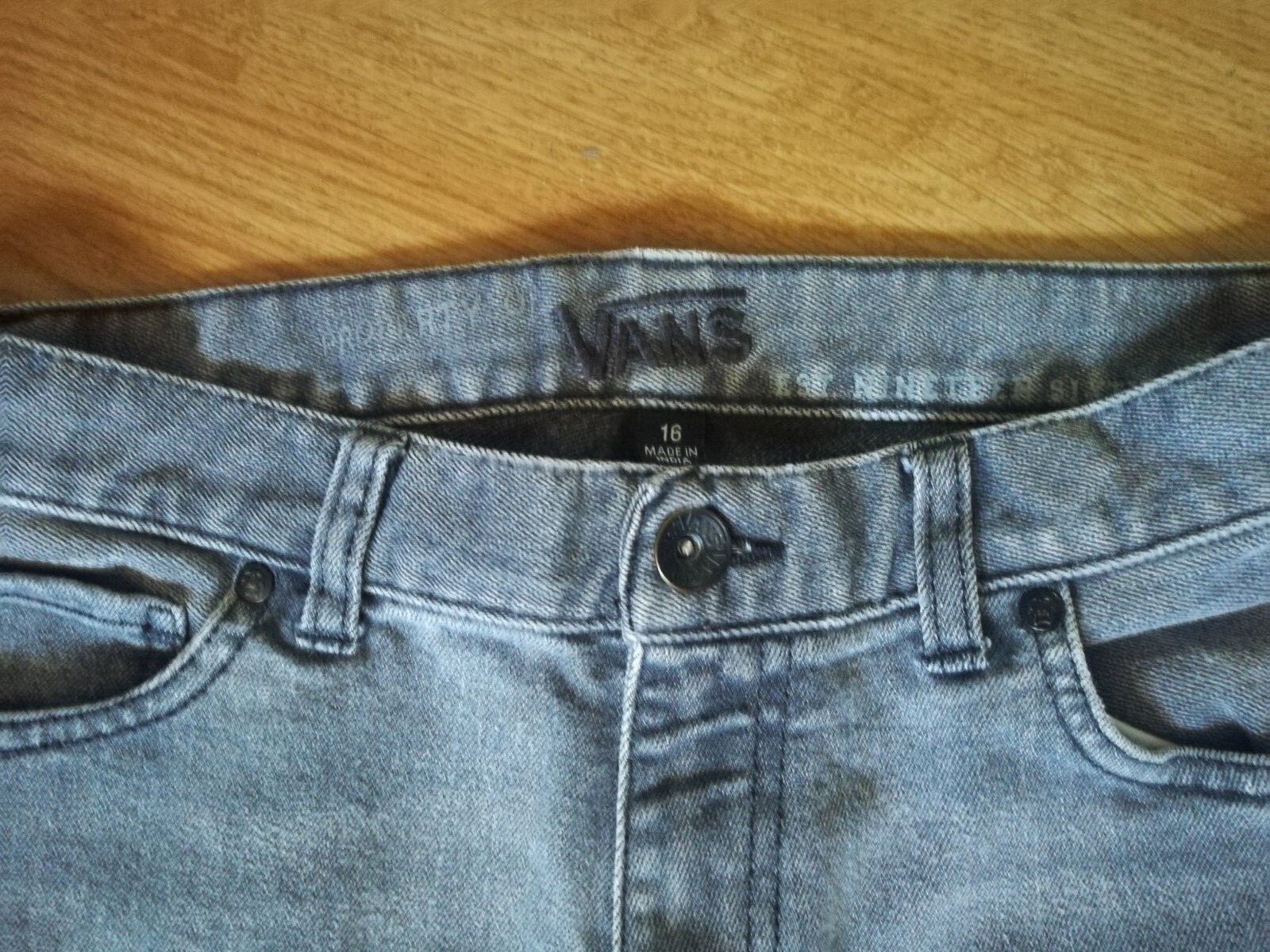 Picture 2 of 5