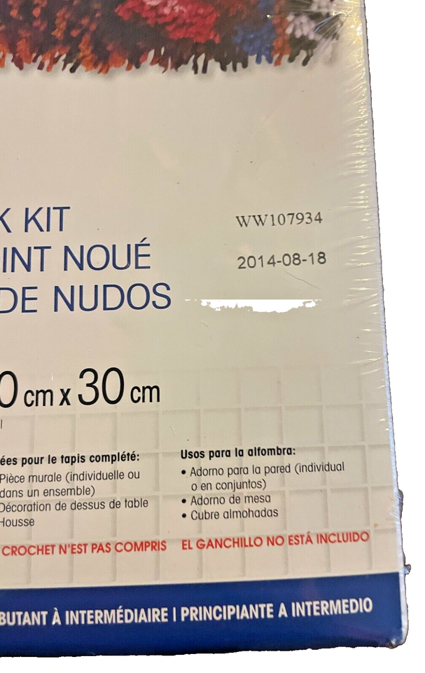 Latch Hook Kit Rooster WonderArt 12 Inch by 12 Inch New in Package