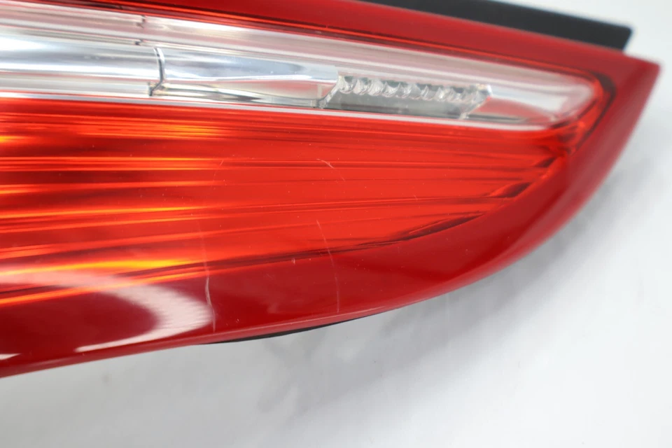 Luz trasera derecha del lado del pasajero Jaguar XJ X351 2010-2015 lámpara Talilight OEM Foto 3 de 4