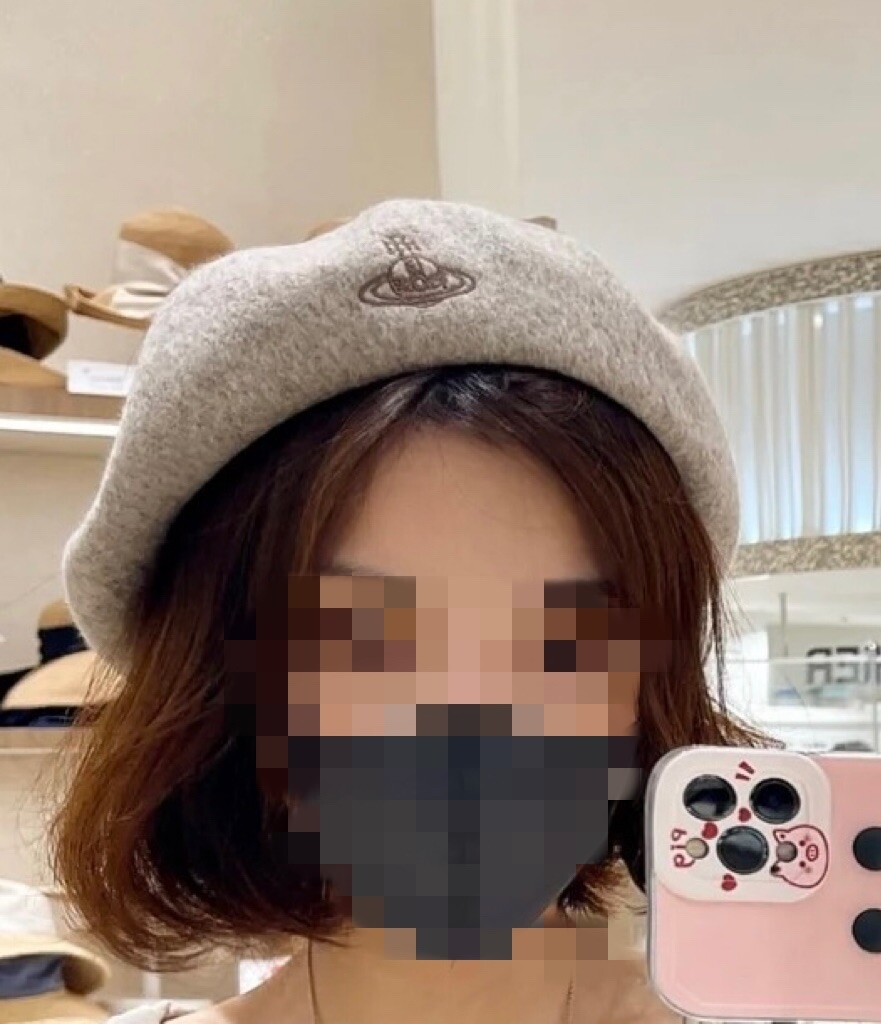 帽子 vivienne westwood studded check beret 帽子 vivienne westwood studded check beret Vivienne Westwood