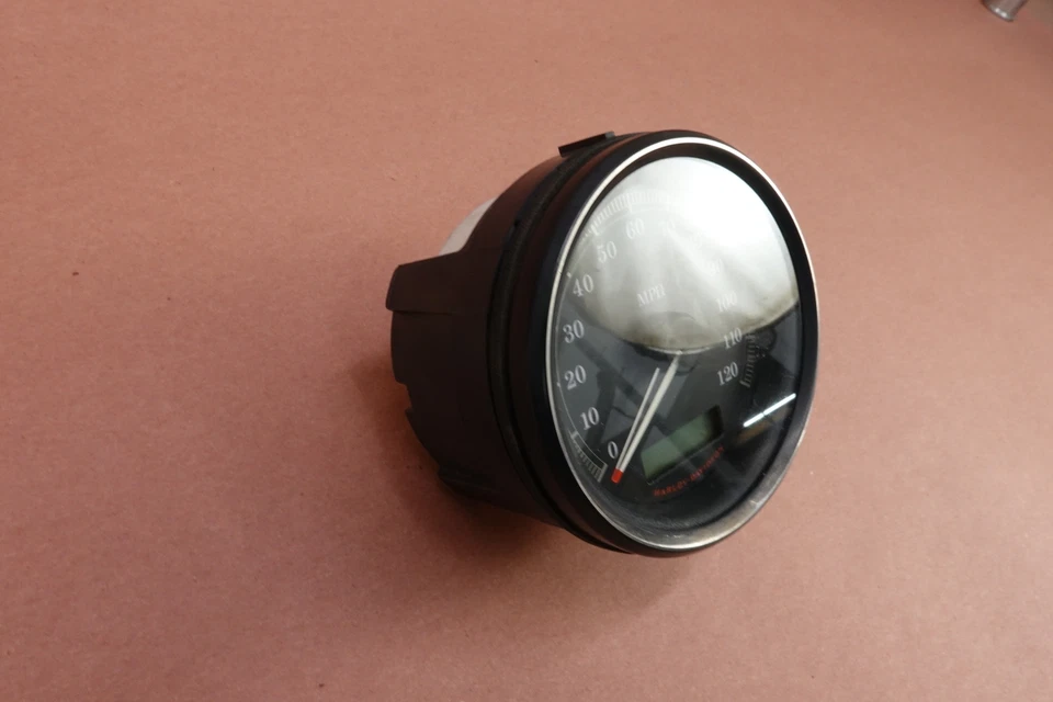 Harley-Davidson Electra Glide Ultra Classic Speedo 2007-2011 FLHTCUI Foto 3 de 4