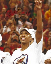 TAMIKA CATCHINGS Signed 8 x 10 Photo WNBA Basketball INDIANA FEVER Championship