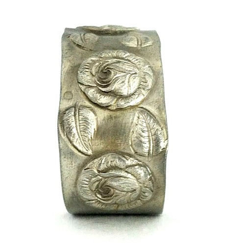 Puño de Peltre de Colección E. Christophersen NORUEGA Floral en relieve metal 1" de ancho RARO * - Imagen 2 de 9