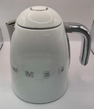 Smeg Retro Electric Tea Kettle-White 1.7L 7Cup