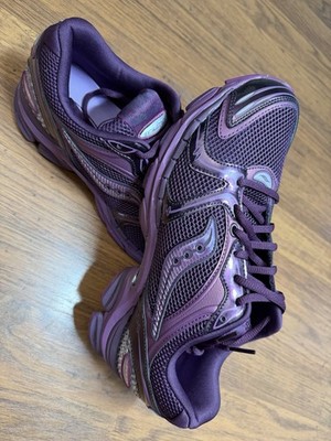 Saucony Men's ProGrid Triumph 4 Sneaker Size 10 Plum