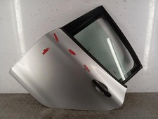 Porte arrière et accessoires Peugeot 208