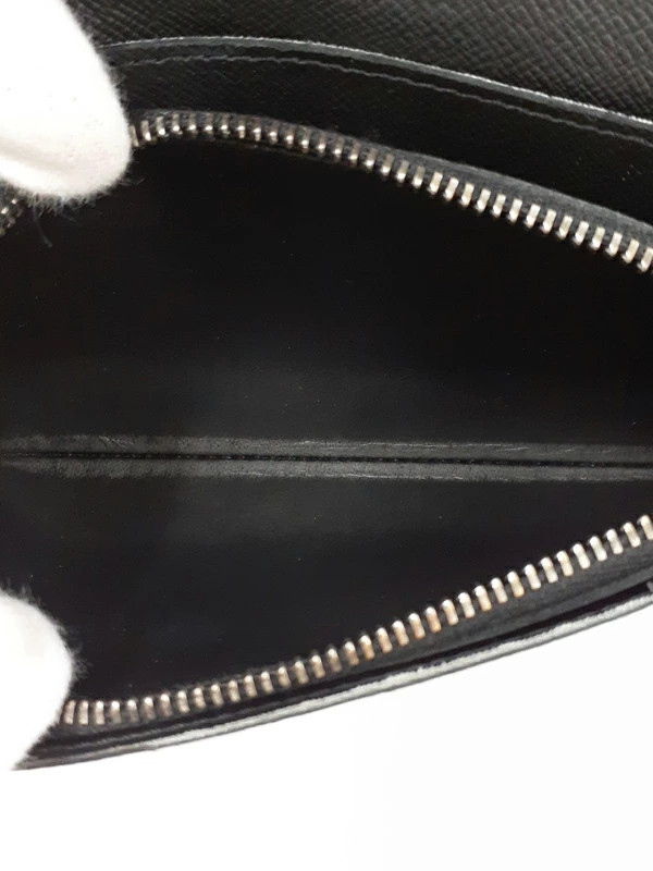 Picture 4 of 8