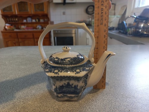 Somerton Green Minitaure Teapot Fine Porcelain Blue And White - Picture 5 of 6