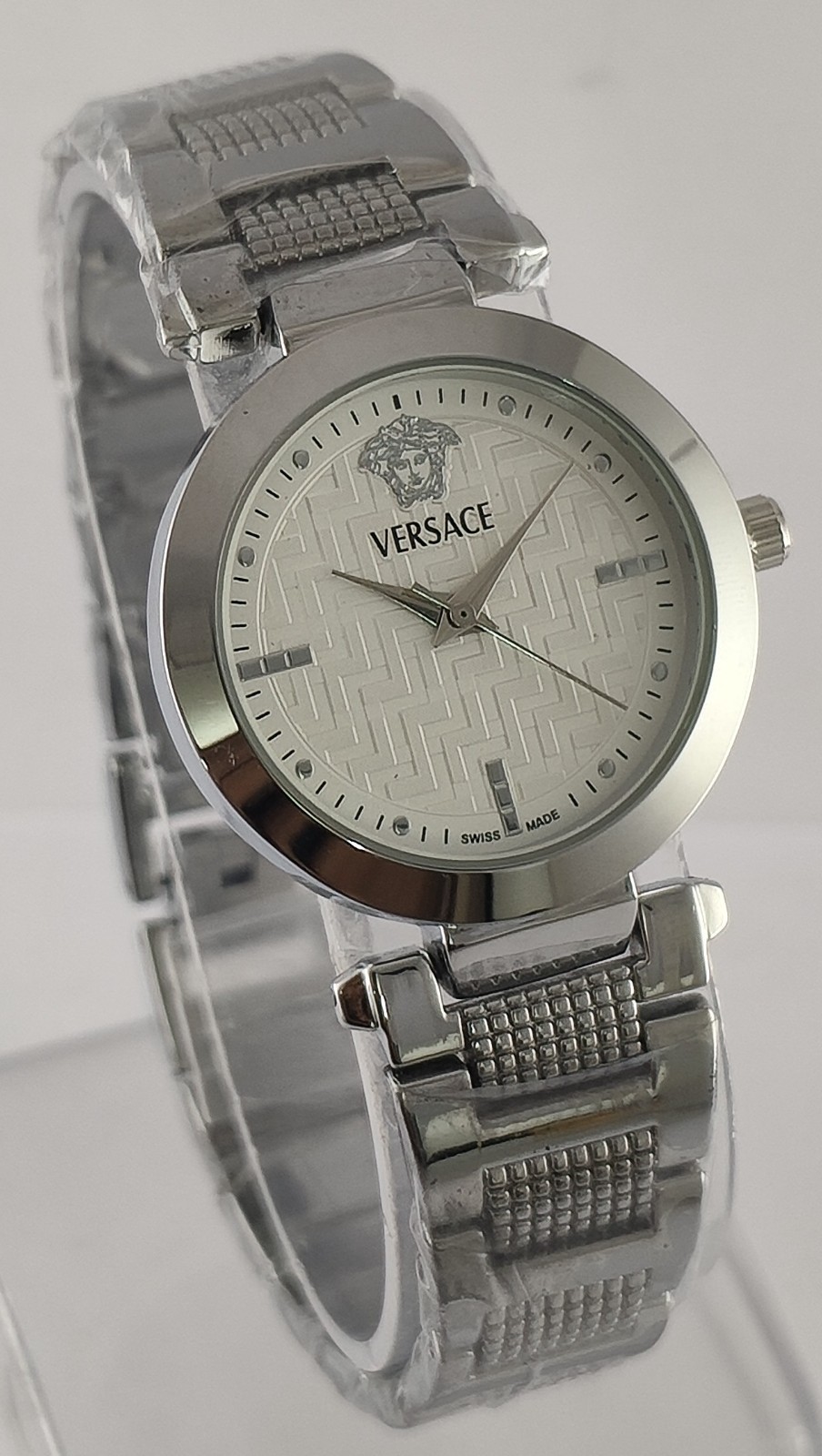 Luxury Versace Quartz White Dial Women Wristwatch Steel Band "Keep Good Time" thumbnail 5