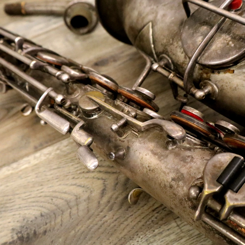 Винтажный 1920-х Martin низкий шаг альт-саксофон ** нуждается в работе ** - Изображение 3 из 4