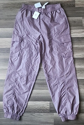 FABLETICS PARACHUTE PANTS WOMENS SIZE MEDIUM PLUM PURPLE NWT POCKETS JOGGER $89