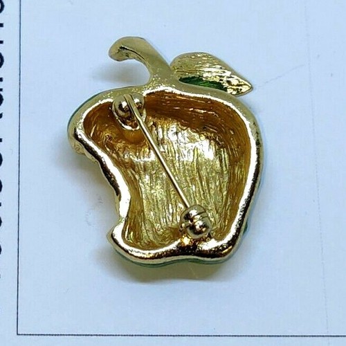 Vtg Bitten Green Apple Brooch Pin Enamel & Gold Tone Metal 1" - Picture 2 of 4