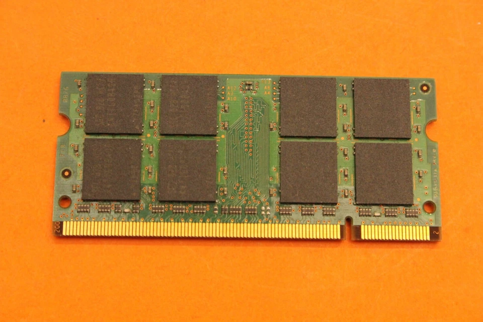 Samsung M470T5663CZ0 1 GB PC2-6400 DDR2-800 SODIMM Laptop - Image 4 of 4