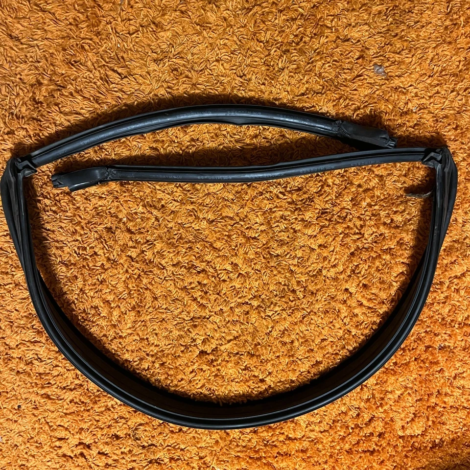 Restripa parabrisas OEM 2005-2013 Chevrolet Corvette C6 20821312 20774936 Foto 2 de 4