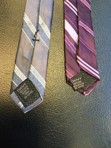 2 Stück Vintage DKNY Krawatten Krawatten grau lavendel lila diagonale Streifen Seide  - Bild 6 von 8