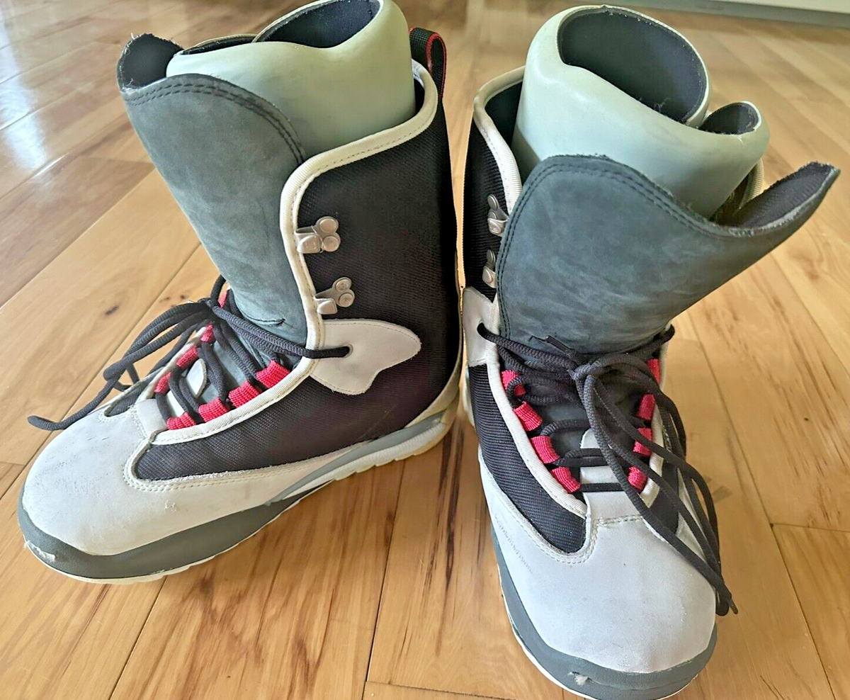 90's Vintage Burton Freestyle Snowboard Boots Men's size 9