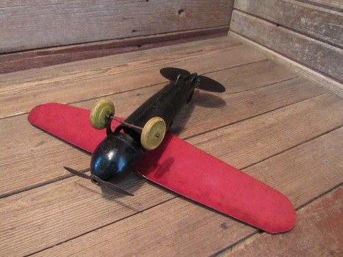 Vintage Lrg Wyandotte Pressed-Metal Airplane w/ Top-Mounted Wing & Movable Prop - Picture 9 of 14