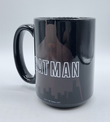 Batman Coffee Mug Zak! Designs Heat Activated Color Changing Design - Picture 5 of 10