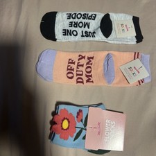 Women  s Crew Socks 3-Pack Funny Sayings  Flower Design One Size New