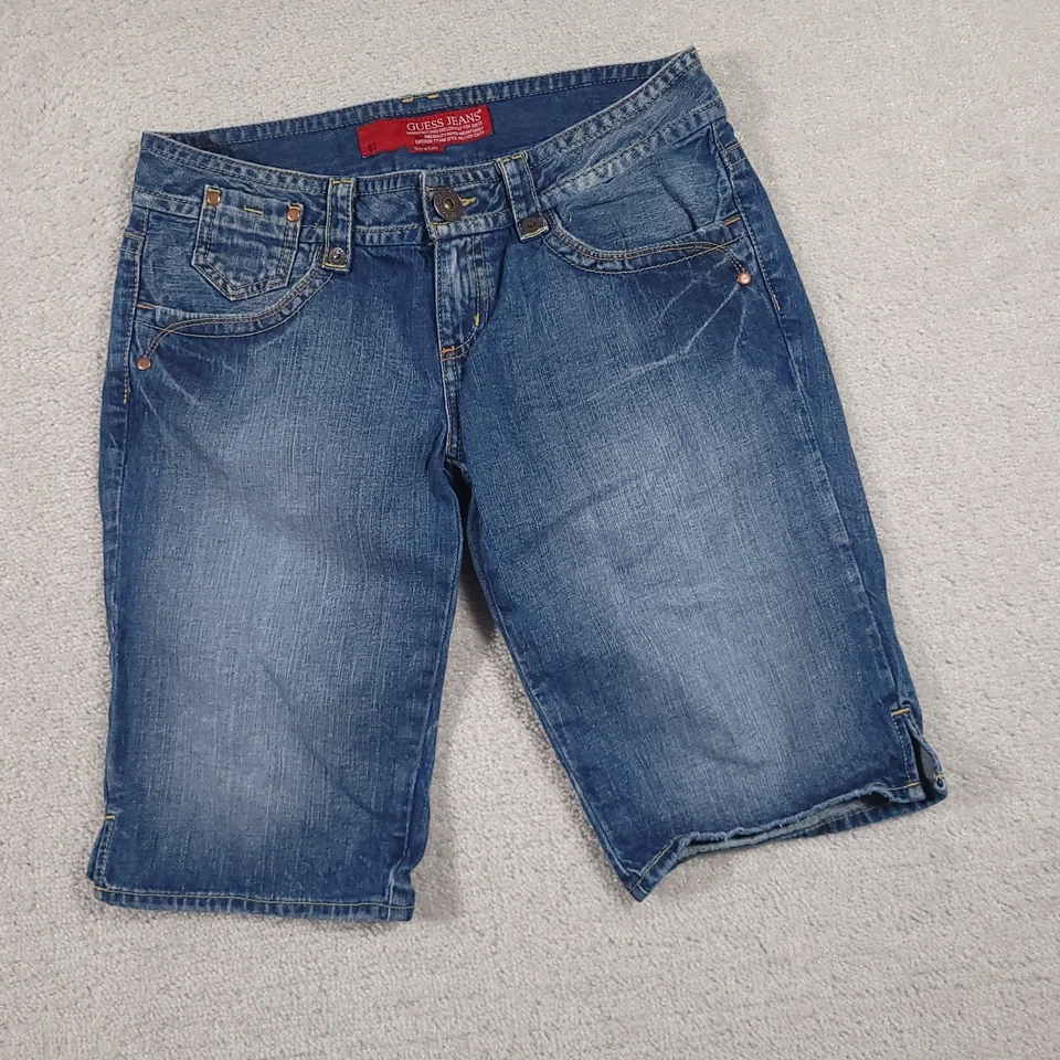 Bermudas de mezclilla capri de colección Guess para mujer 30 denim tiro bajo elásticas 12,5" Foto 2 de 4