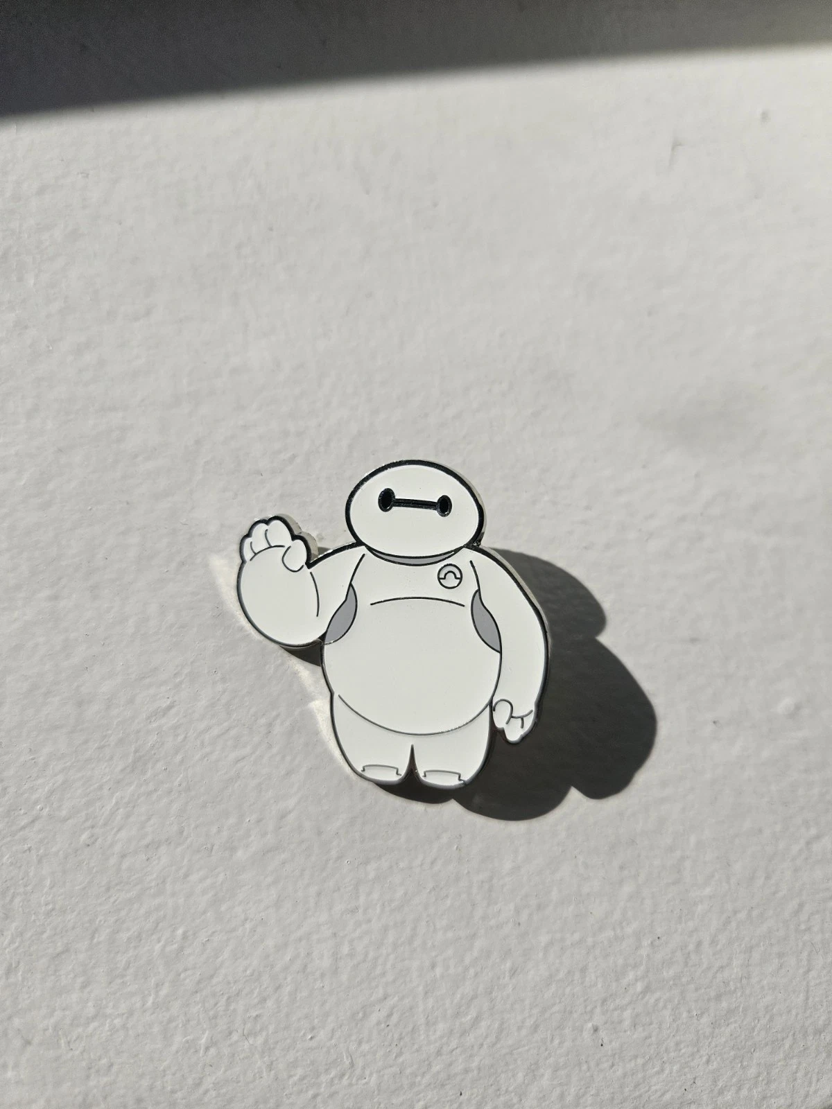 Disney 100 Loungefly Chaser Baymax Pin - Glow In The Dark