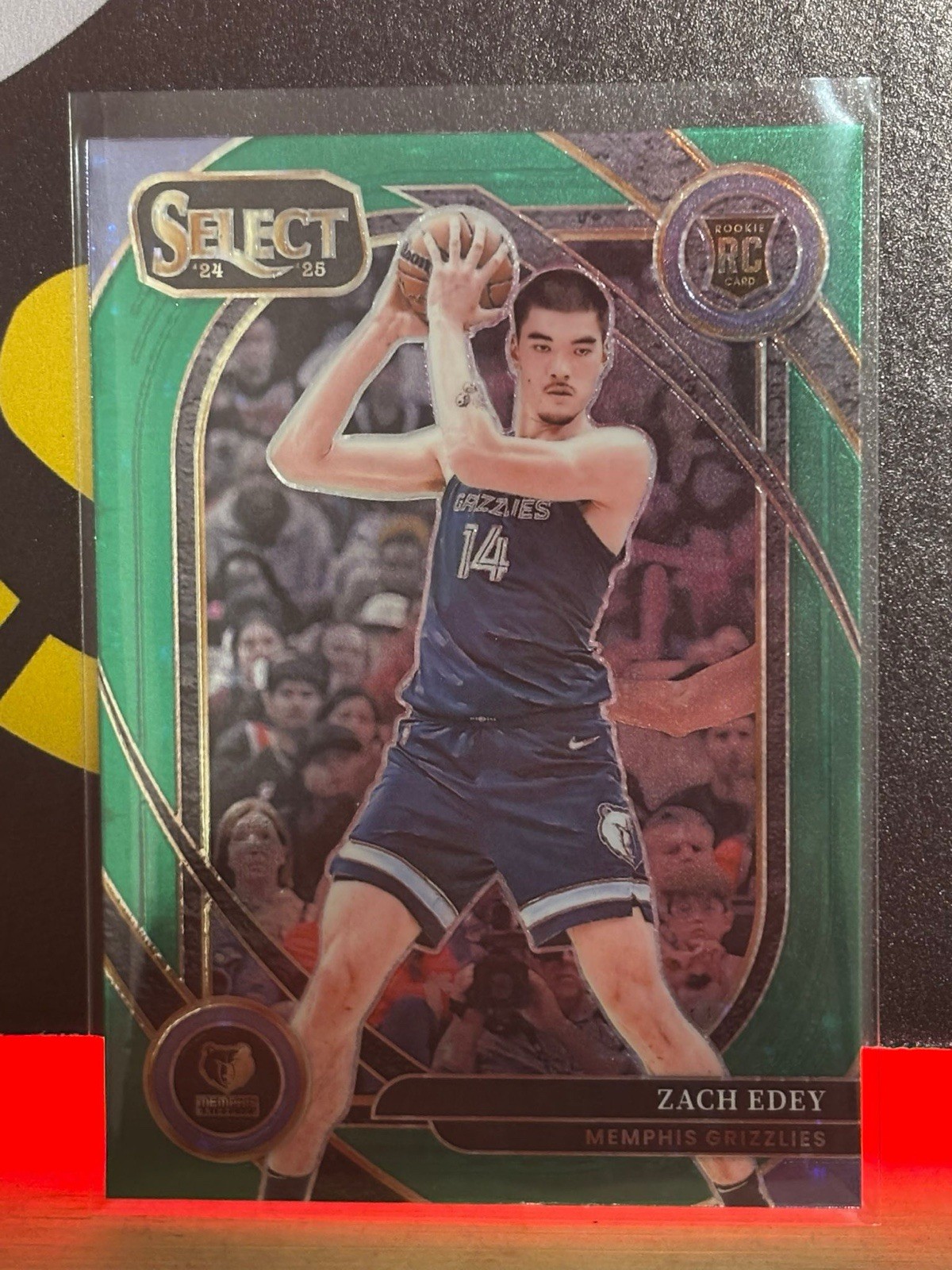 2024-25 NBA Panini Select 'Zach Edey' Green Stars Rookie Courtside Prizm #280