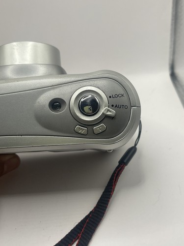 Polaroid PZ1710 35mm Point & Shoot Film Camera ( Battery Cover Comes Off ) - Picture 4 of 11