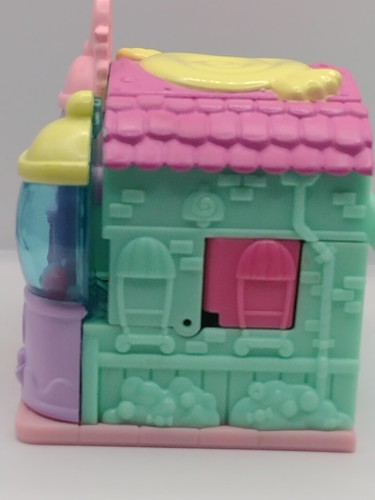 Shopkins Lil Secrets Mini Playset Sweet Retreat Candy Shop Bubblegum Cute House - Picture 3 of 8